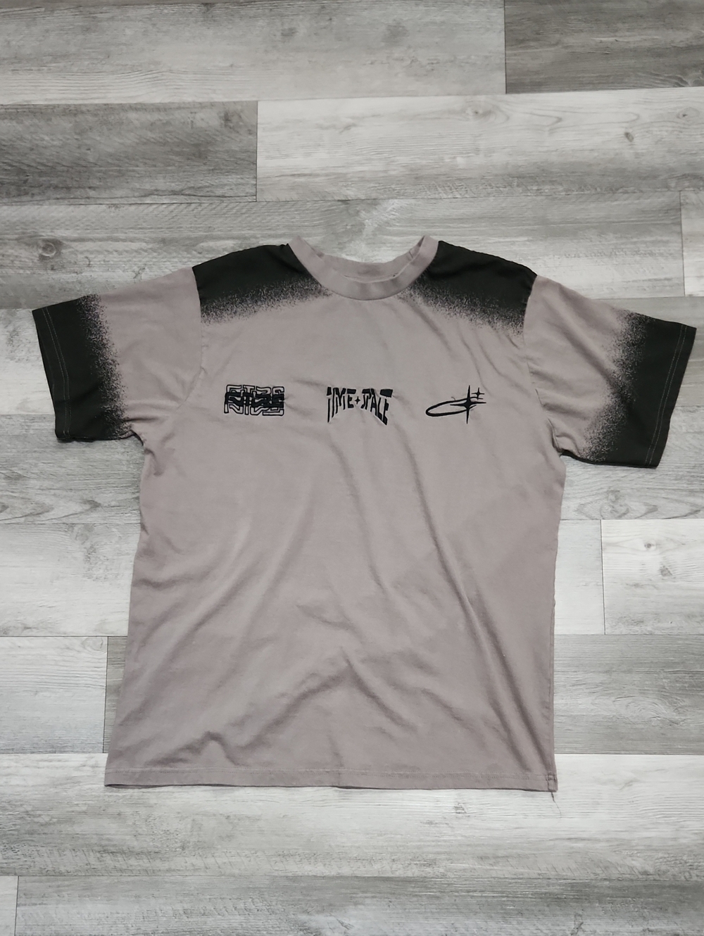 Time + Space Short-Sleeve Crew Tee in Taupe with Black Embroidered Accents 2XL - Picture 1 of 13